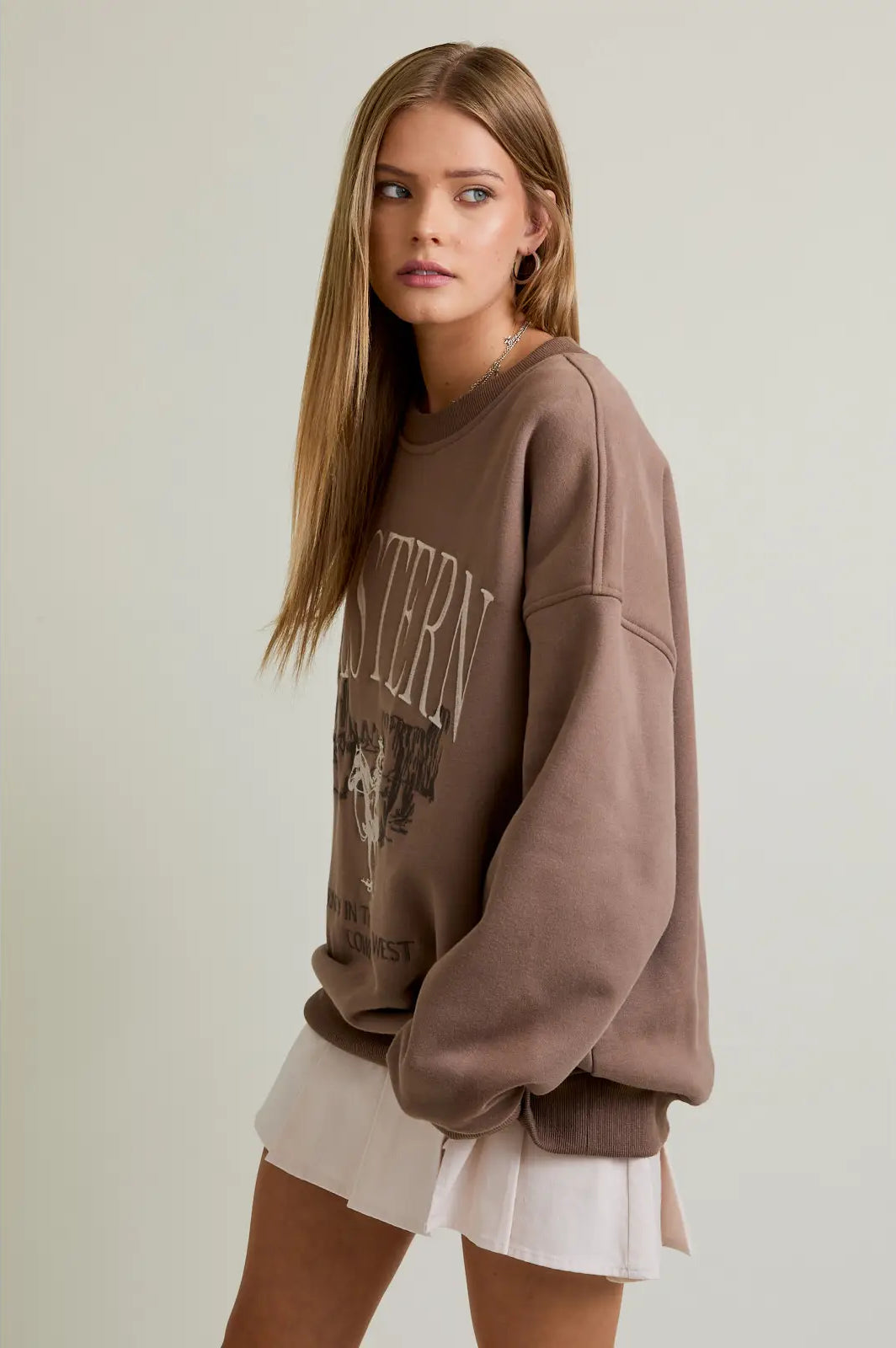 Mesa Trail oversized Western sweatshirt in cocoa brown—cowboy embroidery